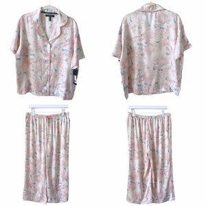 BCBGMaxazria Venetian Rose Floral Pajama Set Size Medium Satin Cottagecore